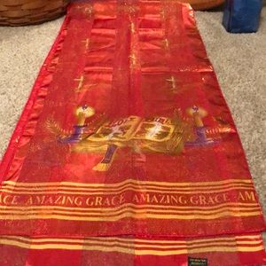 Gorgeous scarf, perfect for church